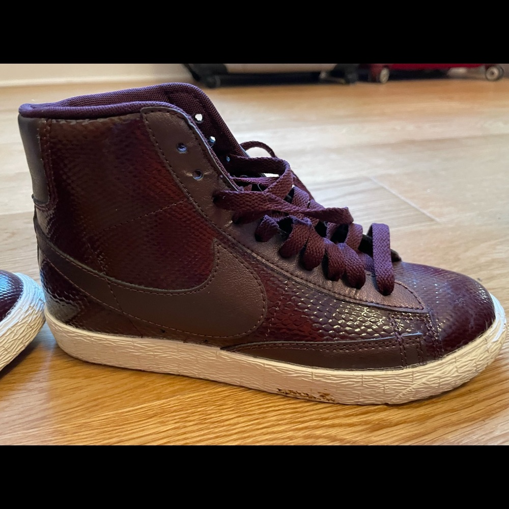 Nike x J.Crew Hi-Top Sneaker size 6. Almost new.
